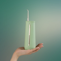 Портативный ирригатор Revyline RL 630 Green